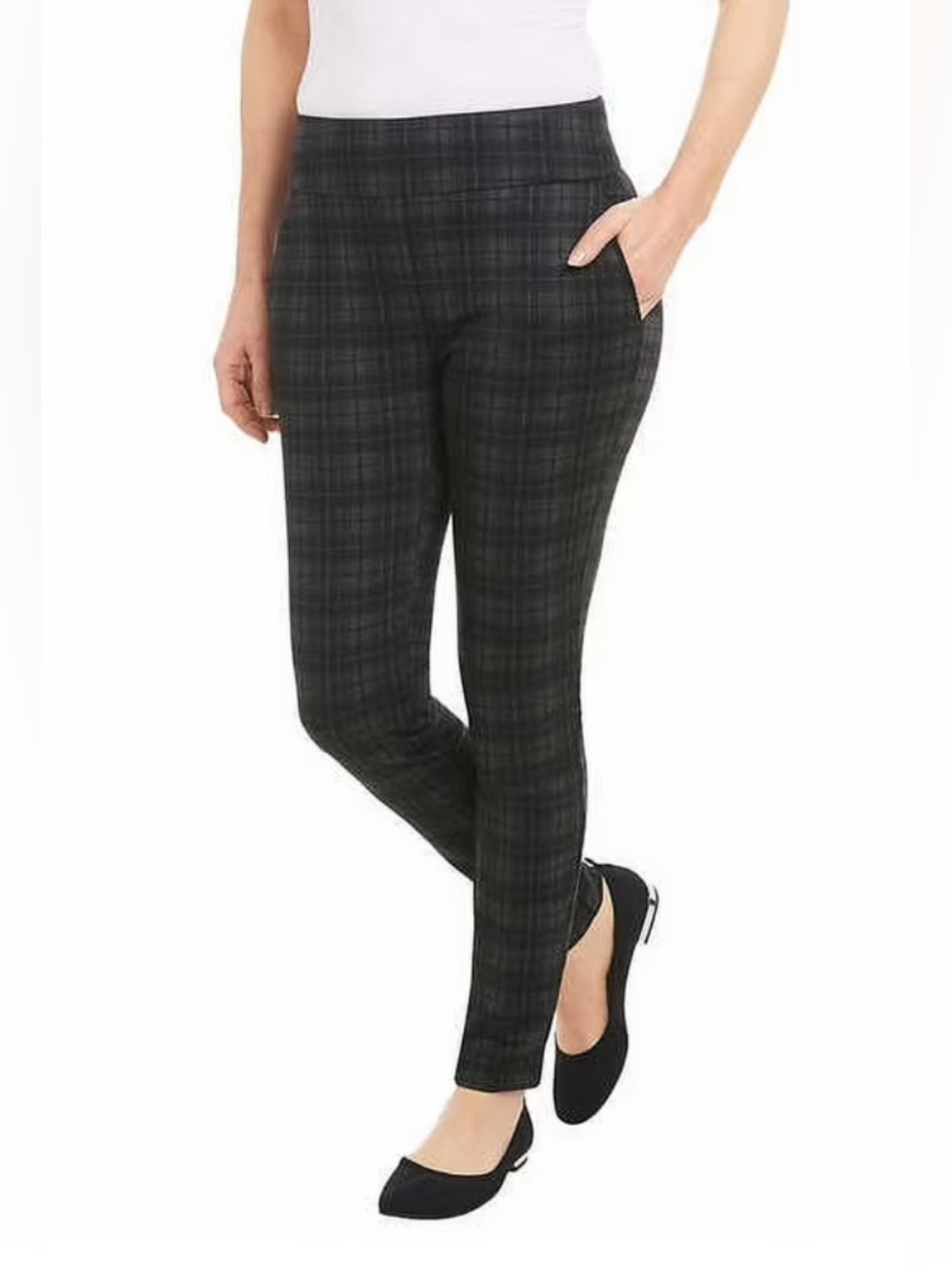 NWOT Dalia Pull-On Ankle Pants ✨